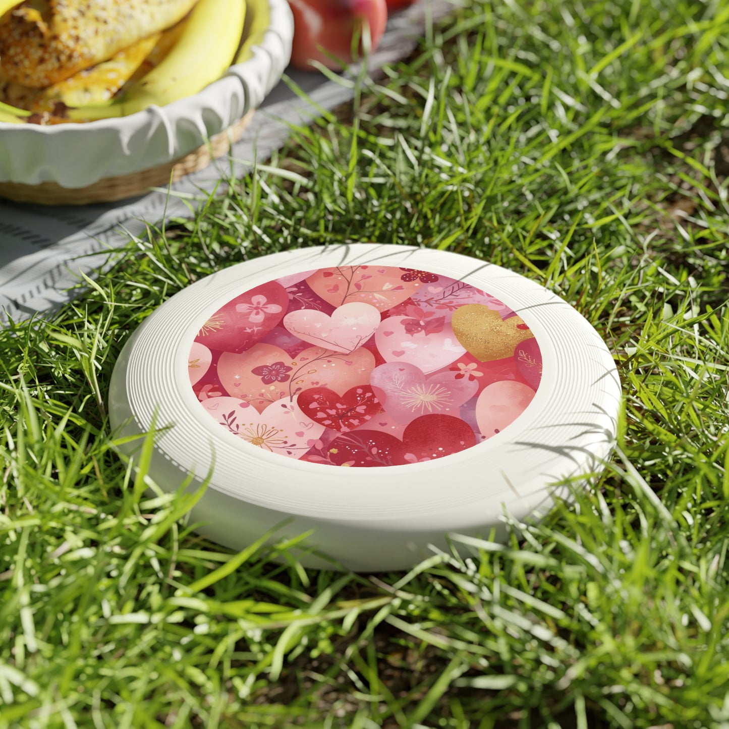 Frisbee — Valentine Heart Pattern Flying Disc for Outdoor Fun