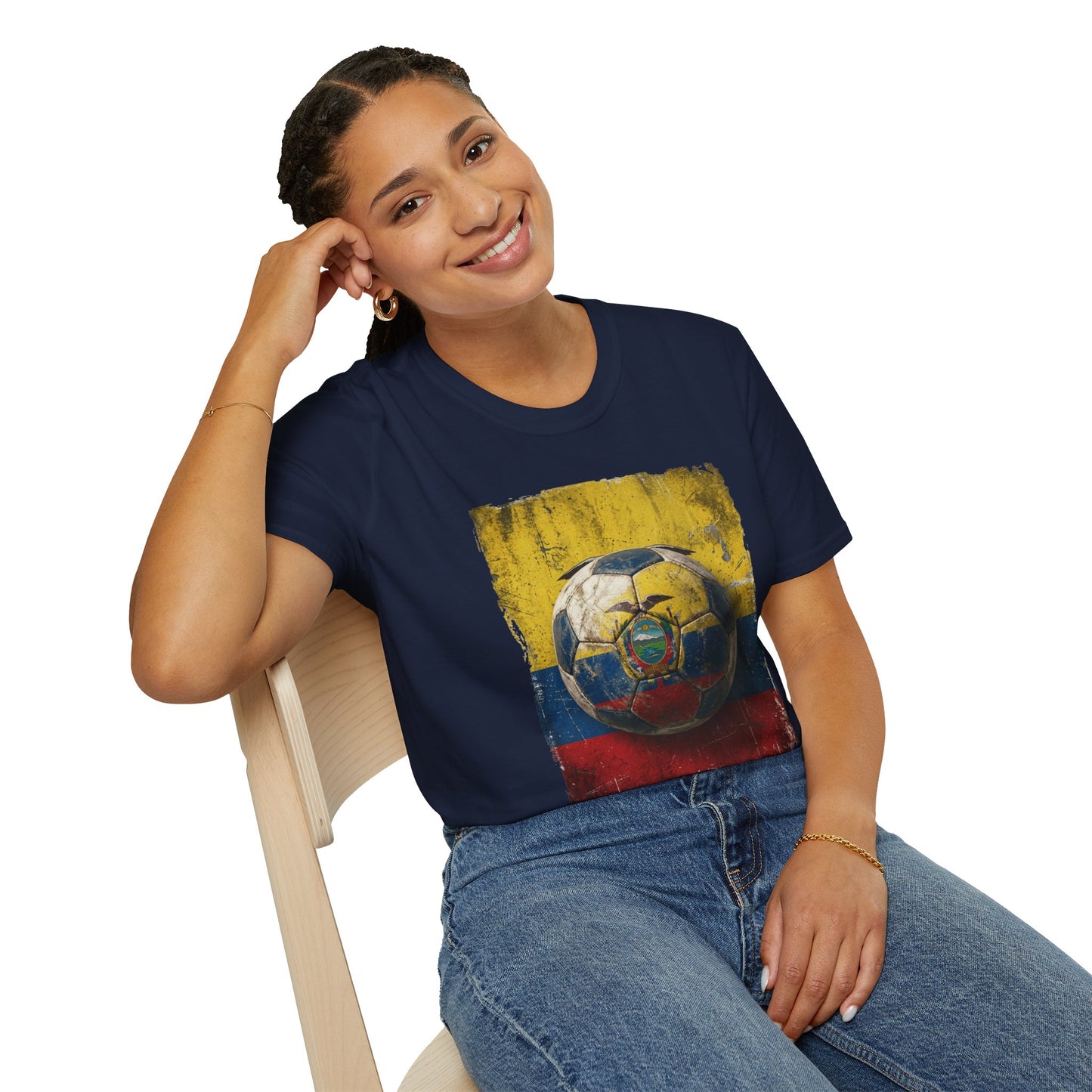 Ecuador Football Coat of Arms Grunge T-Shirt Vintage La Tri Soccer Tee