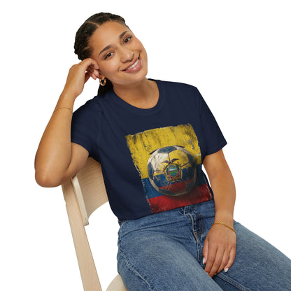 Ecuador Football Coat of Arms Grunge T-Shirt Vintage La Tri Soccer Tee