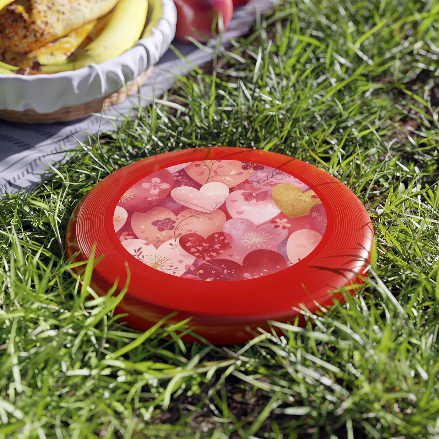 Frisbee — Valentine Heart Pattern Flying Disc for Outdoor Fun