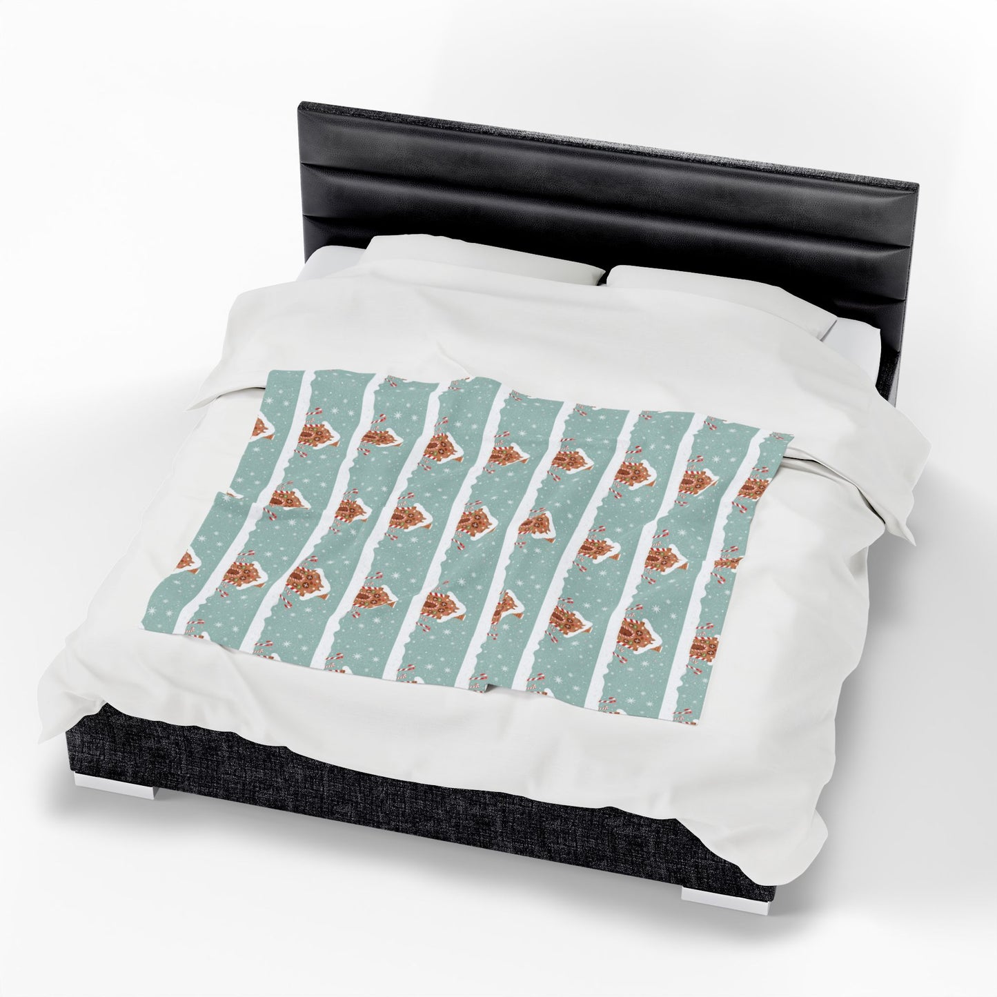 Duvet cover with festive gingerbread on a bed